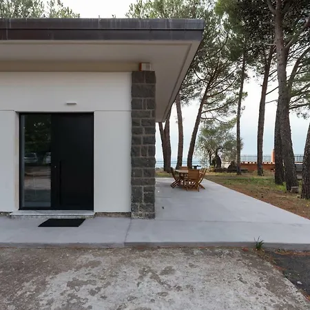 Terra Lavica Luxury Holidays